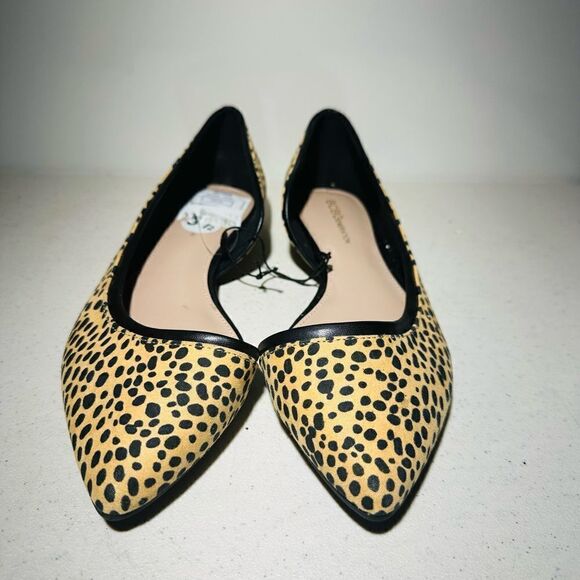 BCBGENERATION cheetah print curbe flat Slip-on shoes Size 9,5 New - Picture 3 of 6
